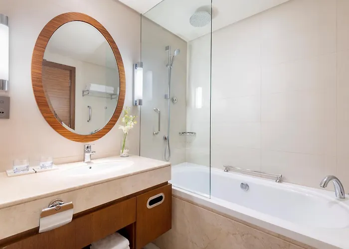 Hotel Crowne Plaza Doha - The Business Park By Ihg